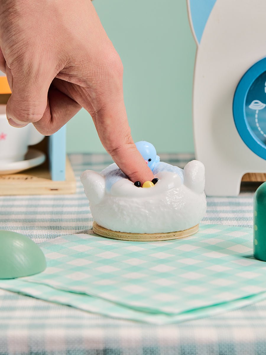 Blue Penguin Taba Squishy